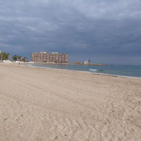 טורבייחה Modern Apartment In Torrevjea 200M From The Loccos Beach מראה חיצוני תמונה