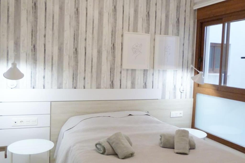 טורבייחה Modern Apartment In Torrevjea 200M From The Loccos Beach מראה חיצוני תמונה